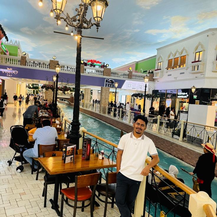 Family-friendly shopping and daily life in United Kingdom